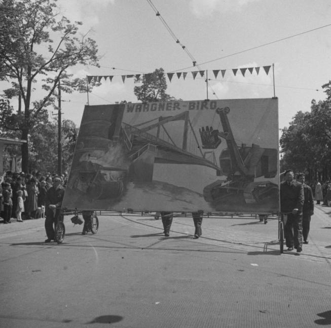 Maikundgebung der KPÖ auf der Wiener Ringstraße