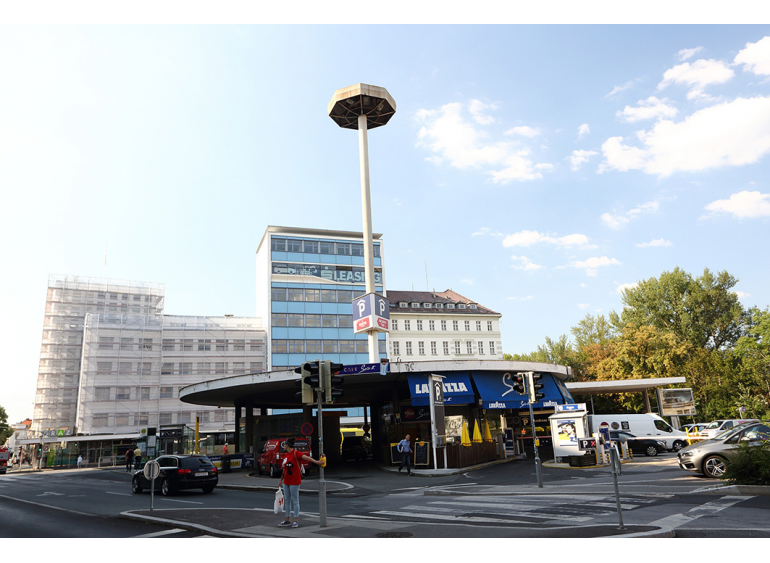Andreas-Hofer-Platz