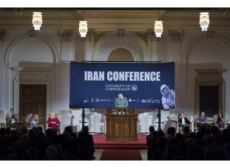 Ivan Vyrypaev, The Iran Conference, 2018, play, steirischer herbst, photo: Jasper Kettner